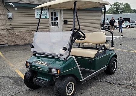 2001 CLUB CAR DS GAS UTILITY - $OLD